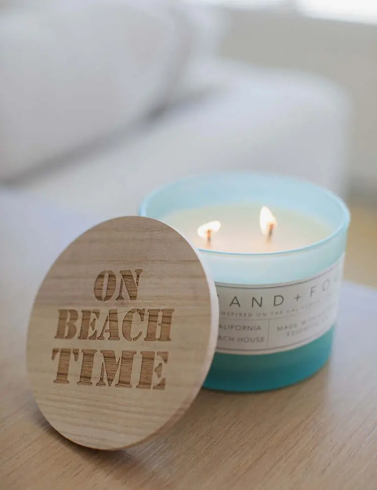California Beach House 12 Oz Scented Candle - Image 2