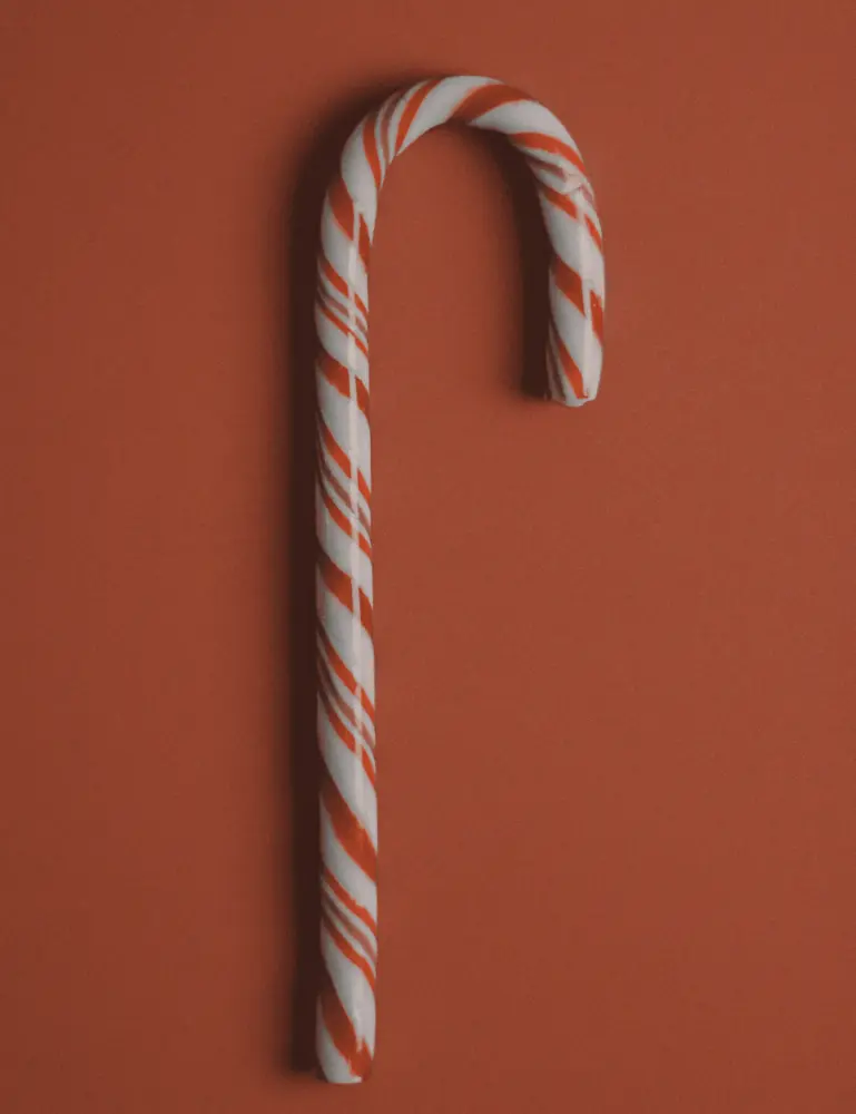 Peppermint Twist 12 Oz Scented Candle - Image 2