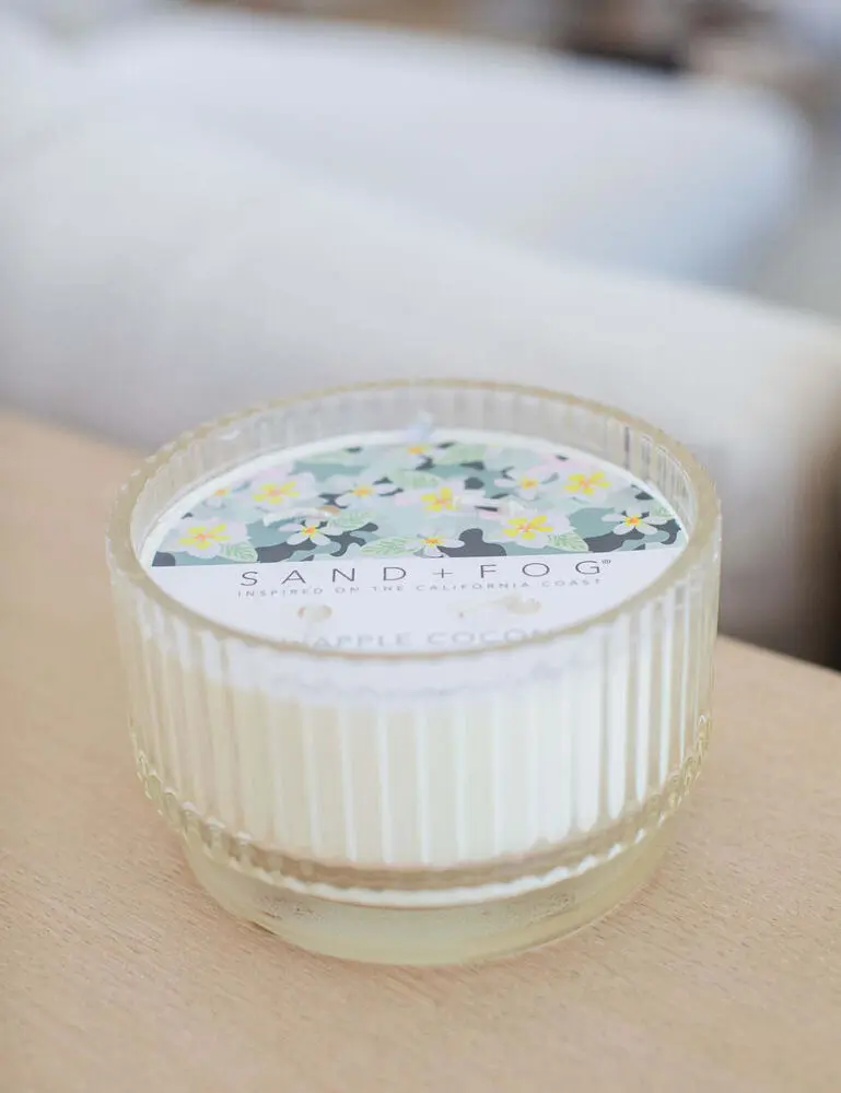 Pineapple Coconut 25 Oz Scented Candle - Image 4