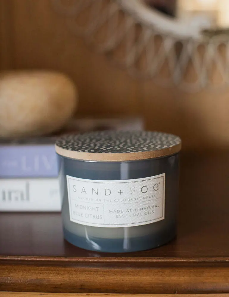 Midnight Blue Citrus 12 Oz Scented Candle - Image 2