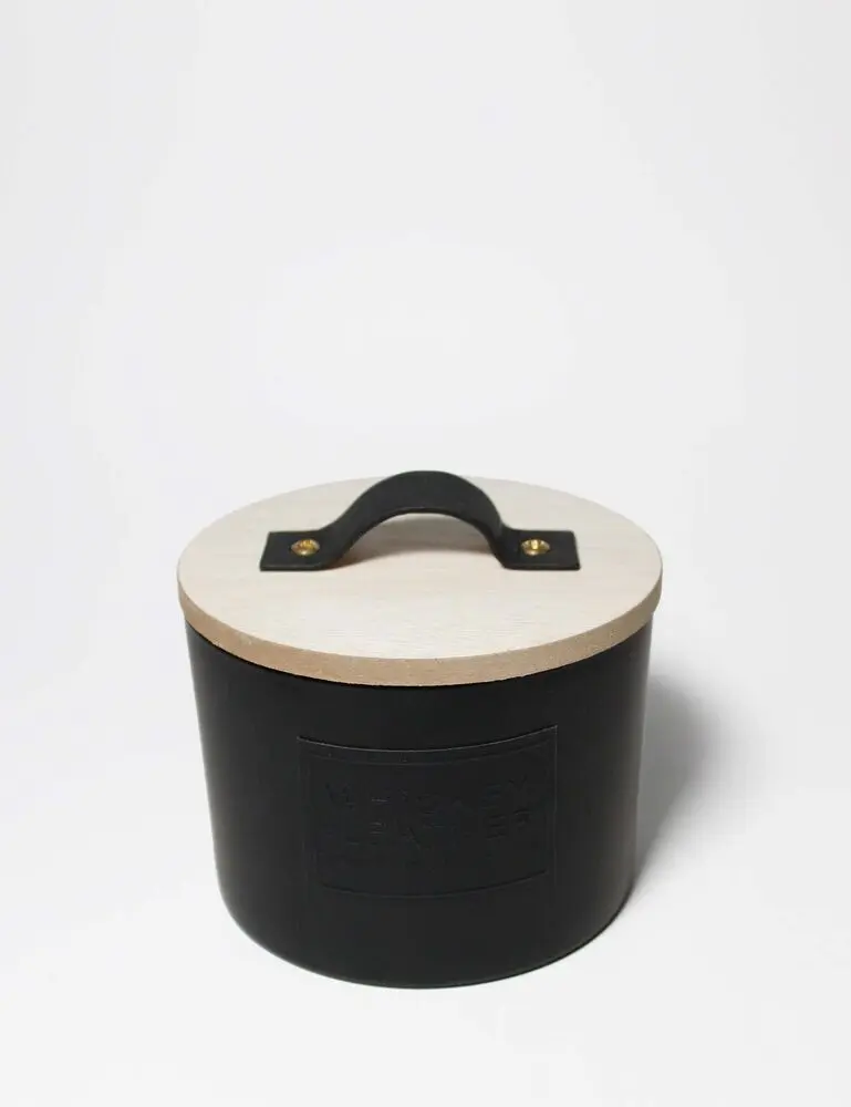 Vanilla Tobacco 12 Oz Scented Candle