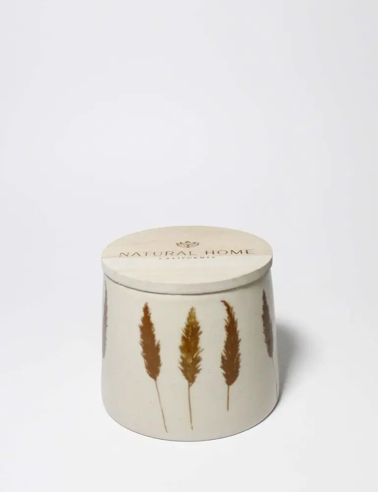 Amber & Fig Natural Home 7 Oz Scented Candle