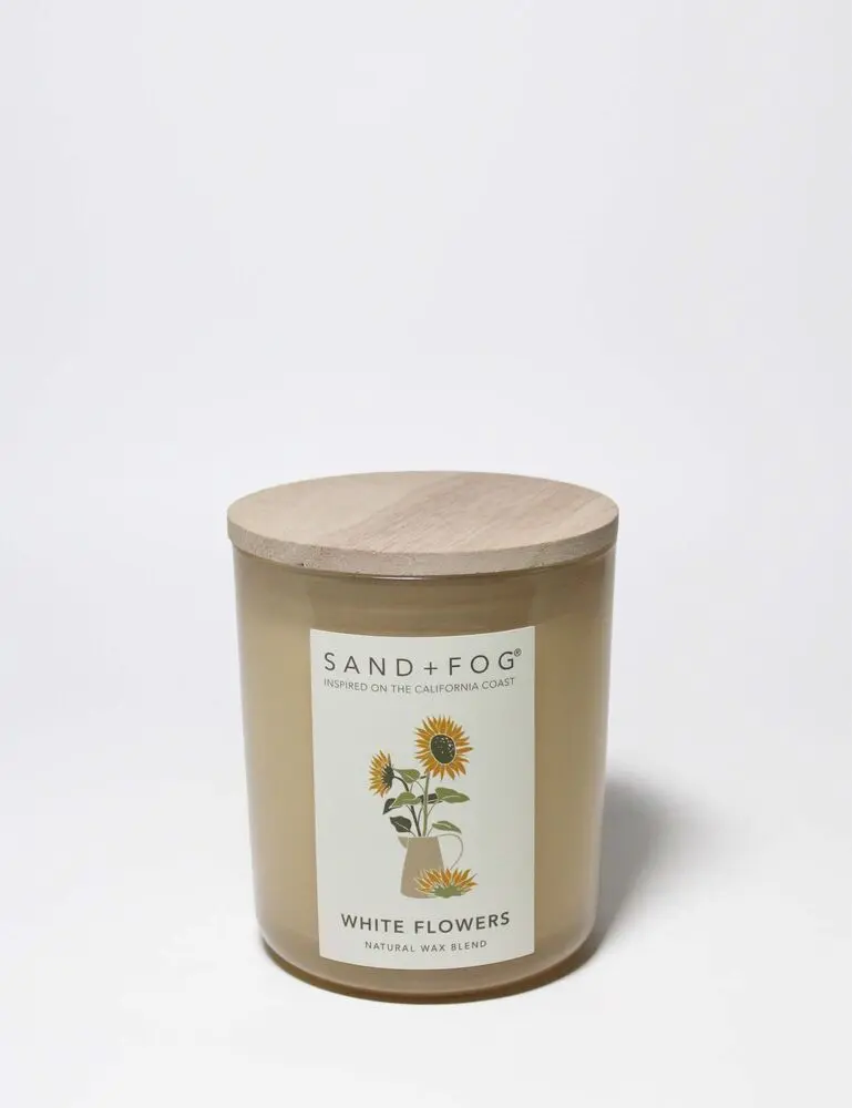 White Flowers 10 Oz Scented Candle