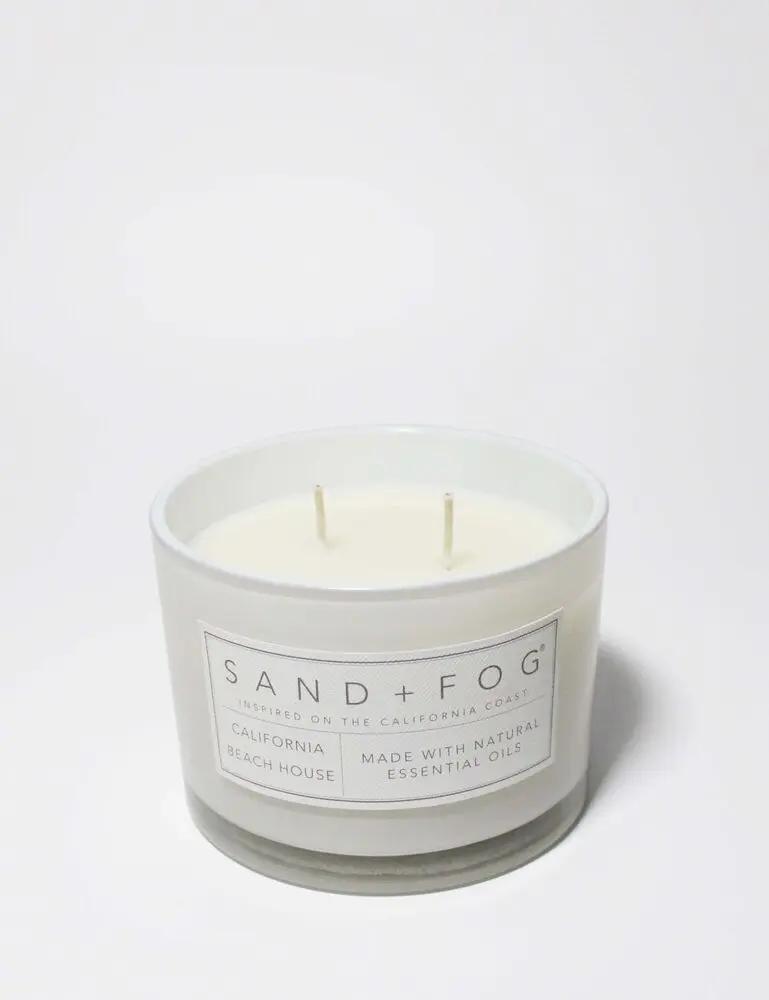 California Beach House 12 Oz Scented Candle - Image 3