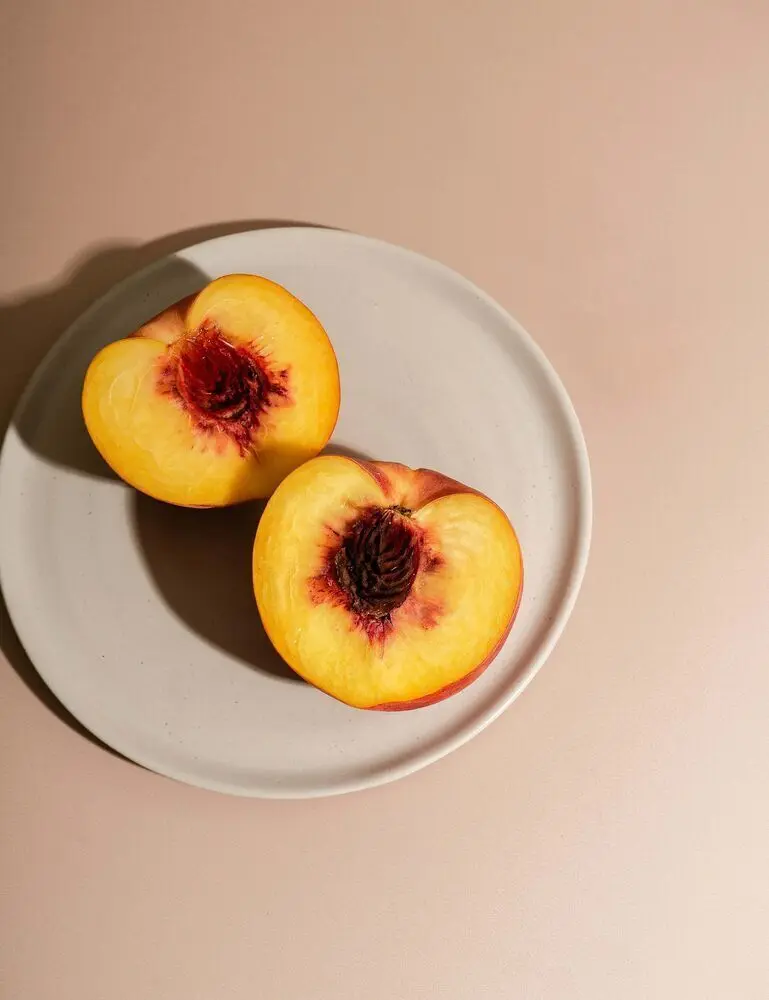 Peach Bellini 12 Oz Scented Candle - Image 2