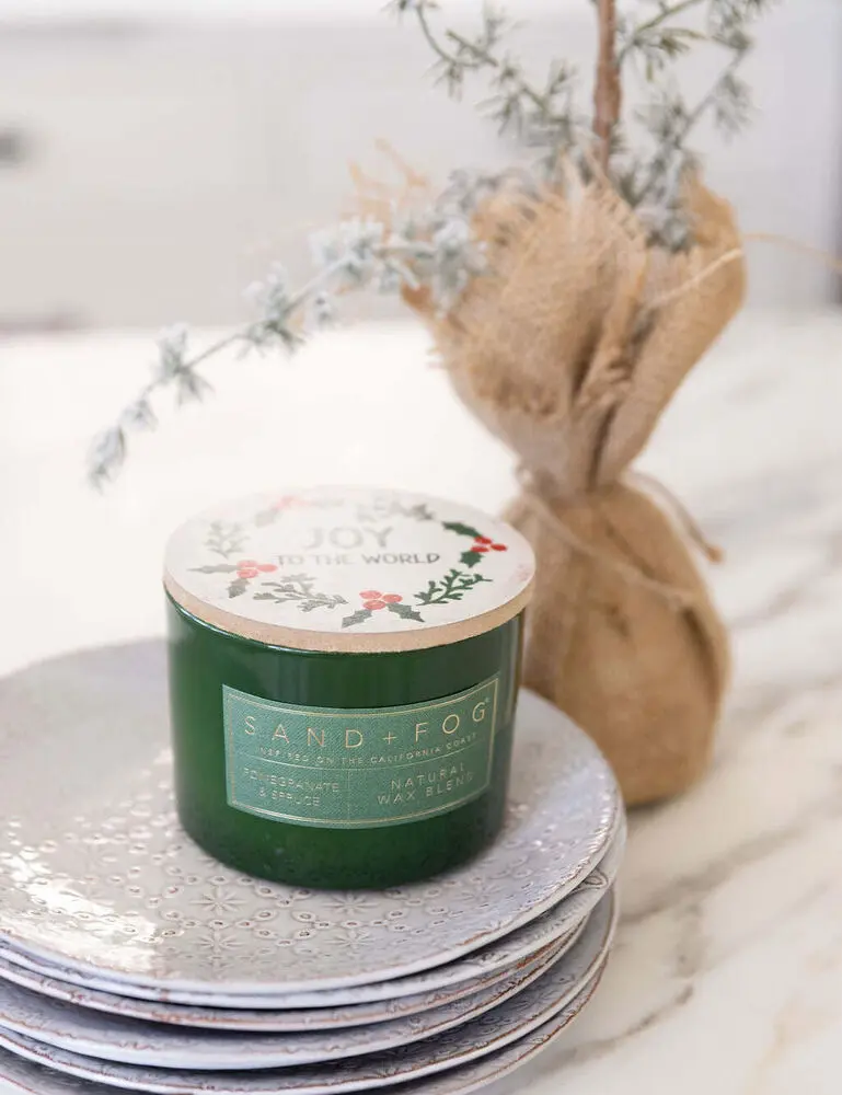 Pomegranate & Spruce 12 Oz Scented Candle - Image 5