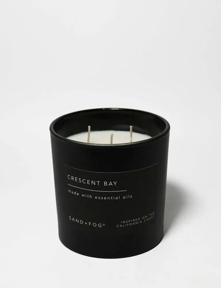 Crescent Bay 21 Oz Scented Candle - Image 3