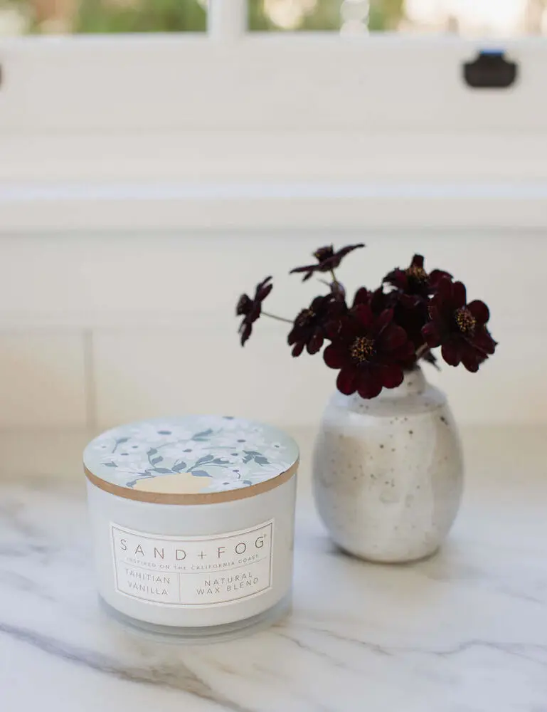 Tahitian Vanilla 12 Oz Scented Candle - Image 5