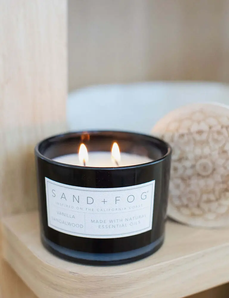 Vanilla Sandalwood 12 Oz Scented Candle - Image 5